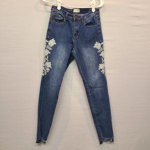 Caution To The Wind Jeans Skinny Embroidered Floral Raw Hem Womens 5